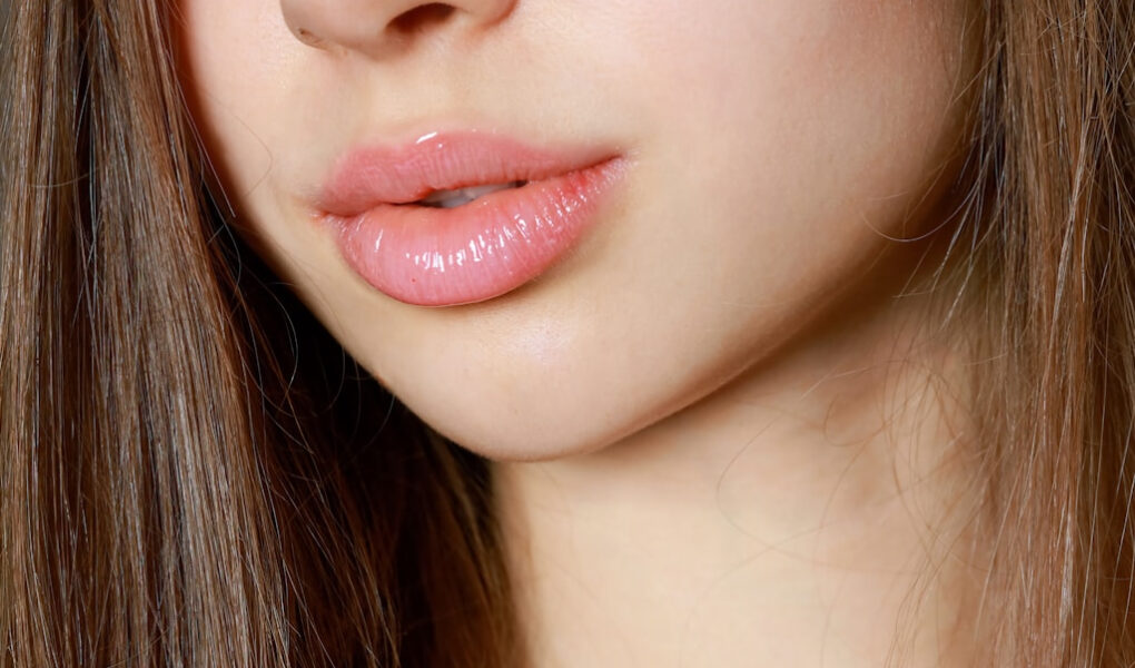 Lip Lift, czyli sposób na trwałe i naturalne powiększenie ust